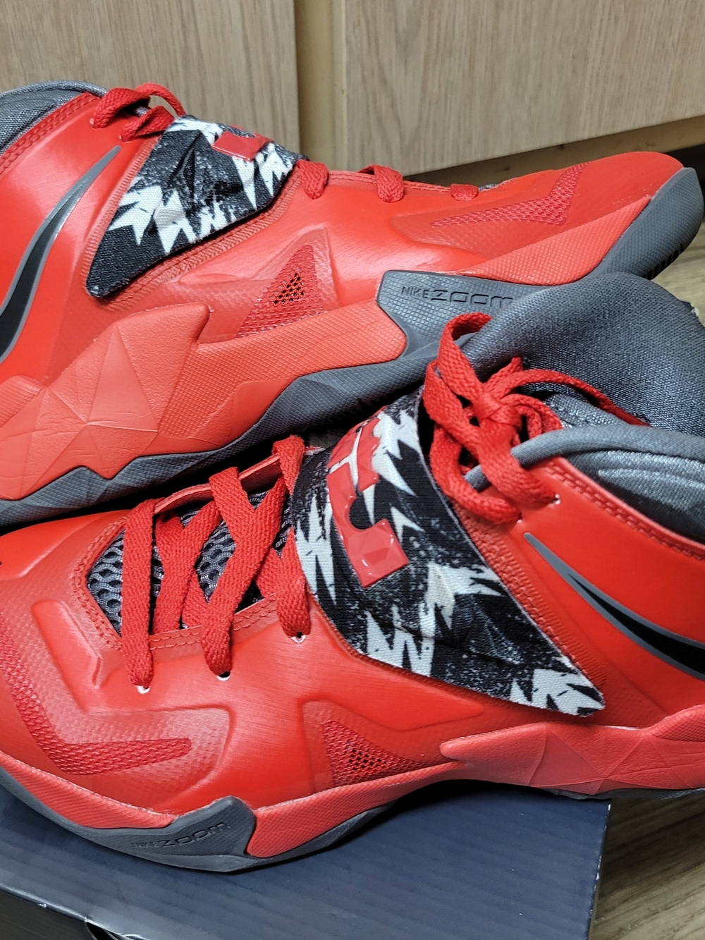 LeBron Soldier 7 Custom Nike iD, Women's Size 7